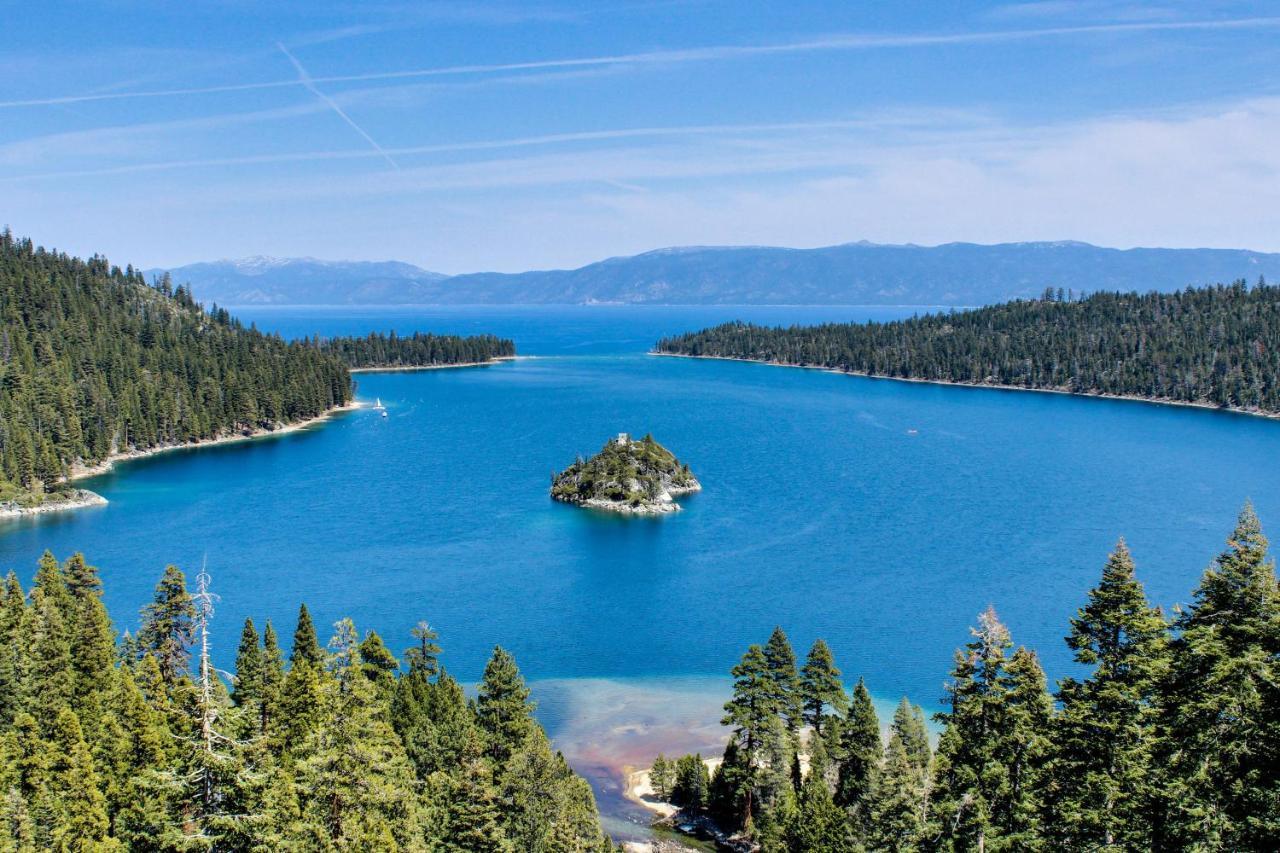 Tahoe Treetop Escape *
